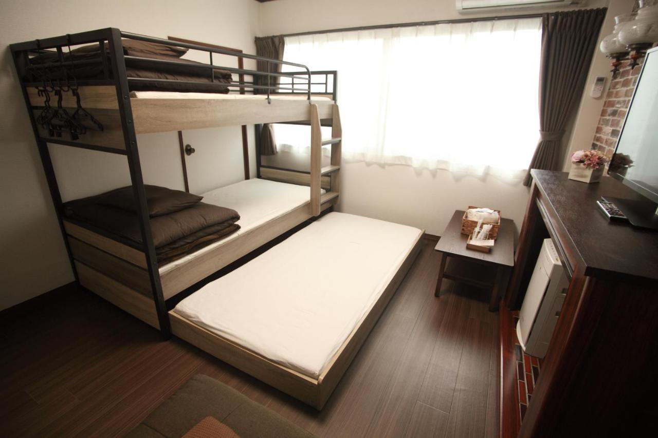 Guest House Futaba 오사카 외부 사진